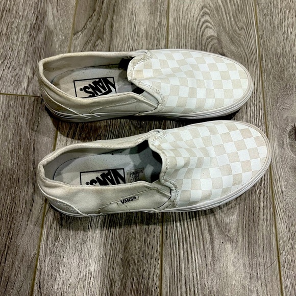 WOMENS CHECKER VANS SIZE 4.5 - Picture 2 of 3